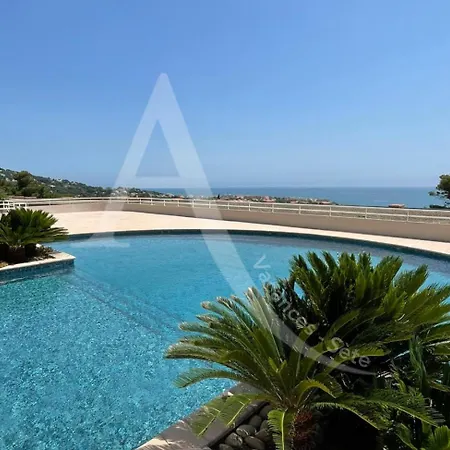 Apartament 2 Chambres, Pkg, Large Terrasse, Piscine, Vue Panoramique Sète