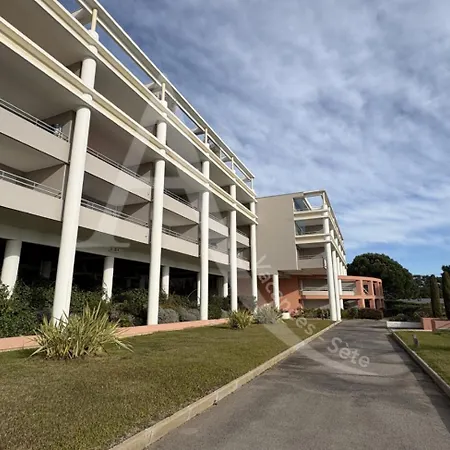 2 Chambres, Pkg, Large Terrasse, Piscine, Vue Panoramique Apartament *