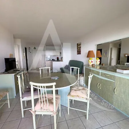 2 Chambres, Pkg, Large Terrasse, Piscine, Vue Panoramique